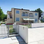 Felix Apartment