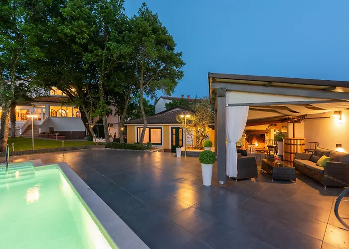 アパート Felix *